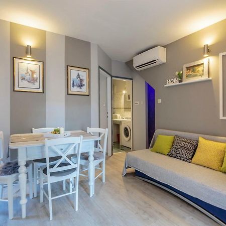 Apartments Villa Anka Komiža Esterno foto