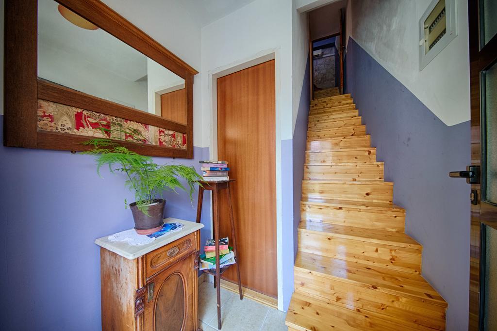 Apartments Villa Anka Komiža Esterno foto