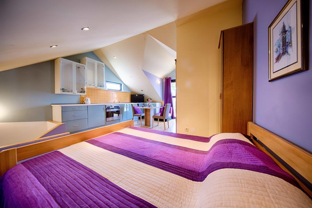 Apartments Villa Anka Komiža Esterno foto