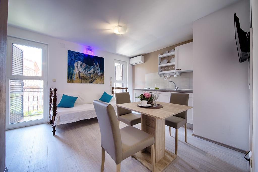 Apartments Villa Anka Komiža Esterno foto