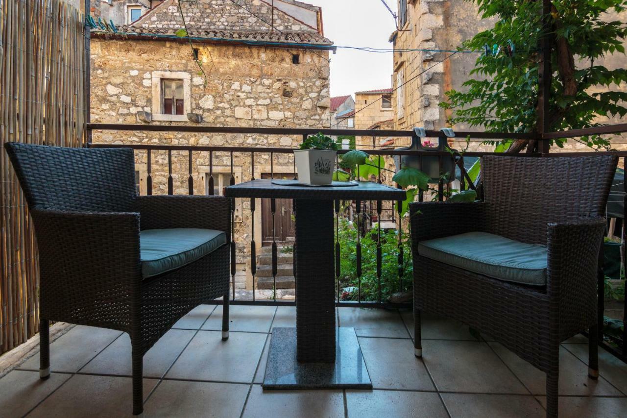 Apartments Villa Anka Komiža Esterno foto